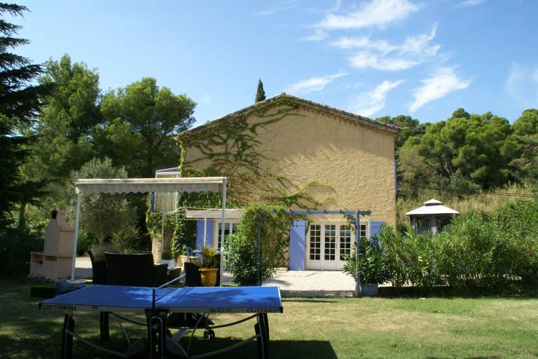 Vacation home with pool, garden & barbeque | Nature view — photo 4