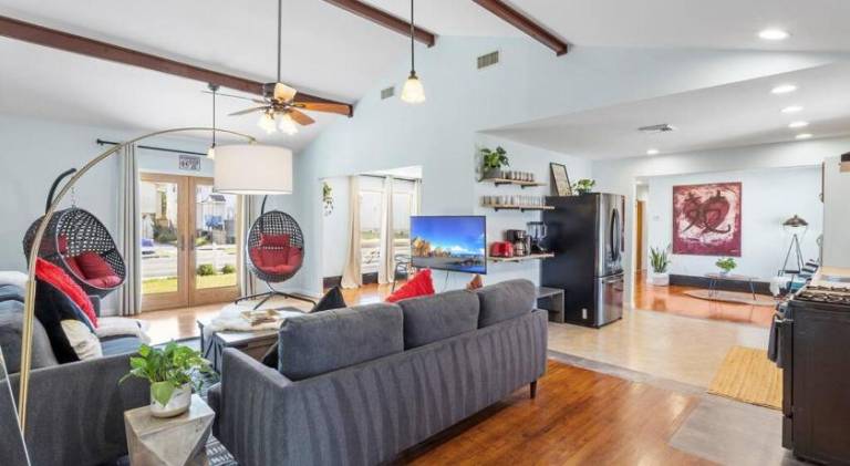 Charming house | Pets are welcome in Absecon, NJ