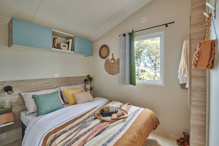 Family-friendly pleasant caravan with patio, grill & pool | Golf view | Pets are welcome — photo 4