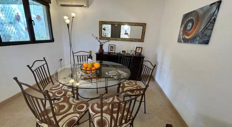 Villa with pool — photo 5