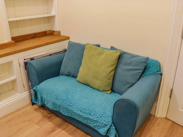 Cottage with 2 rooms for 4 persons — photo 4