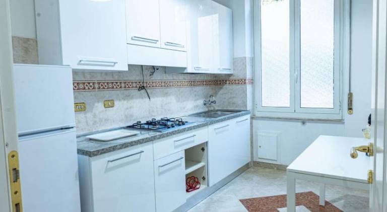 Rental apartment with 2 rooms for 4 persons — photo 3