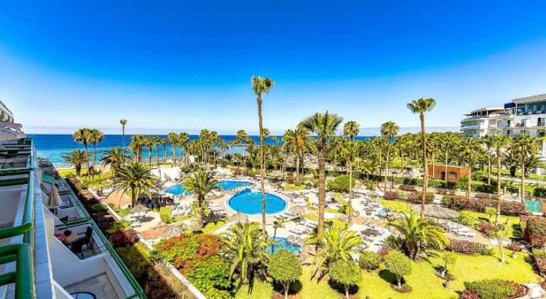 Pleasant holiday apartment with terrace, garden & pool | Beach nearby | Dogs allowed — photo 3