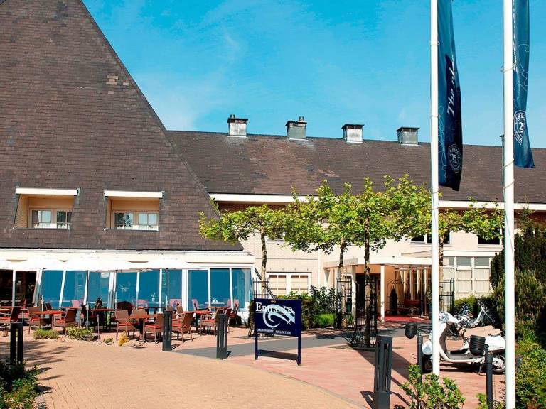 Carlton President Hotel