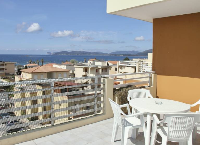 Apartment with pool | Sea view — photo 3