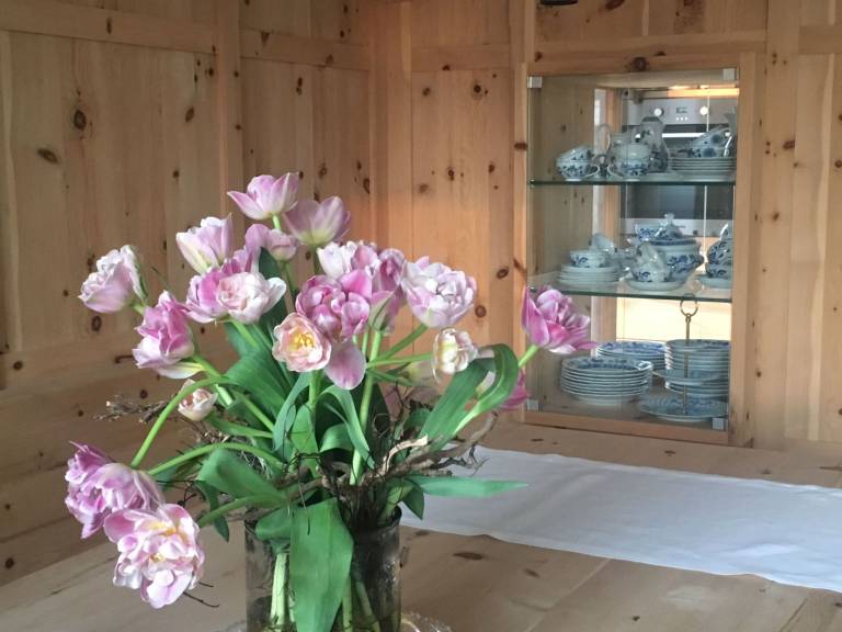 Fully equipped house with sauna, yard & barbeque | Mountain view | Pets are welcome — photo 4