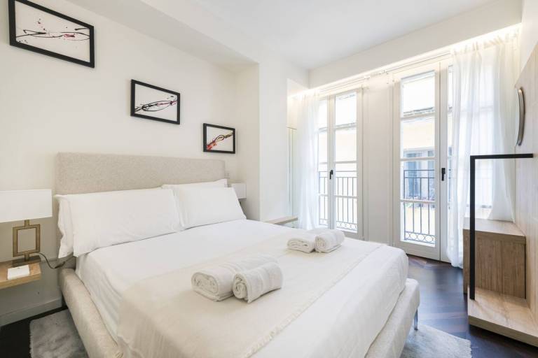 Lovely holiday apartment with terrace & sauna | Close to Milan Cathedral | Suitable for remote work | Dogs allowed — photo 4