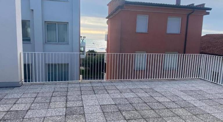 Rental apartment with terrace — photo 4