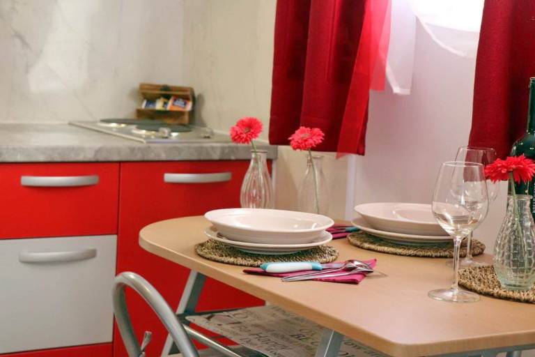 Apartment with grill — photo 2
