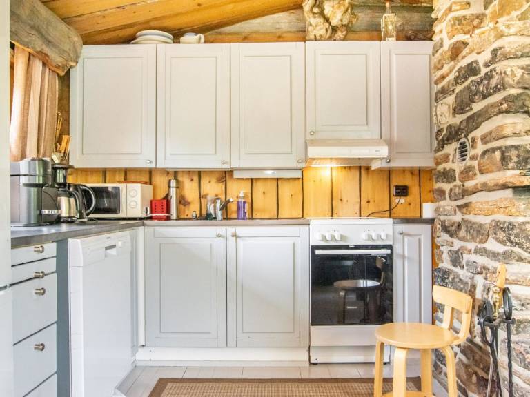 House with sauna & terrace | Pets allowed — photo 4