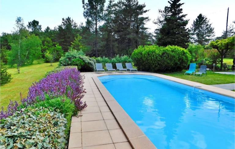 Ferienhaus in Plazac, Thonac f&uuml;r max. 8 Personen am Atlantik