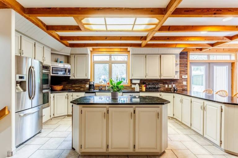 House  New Milford