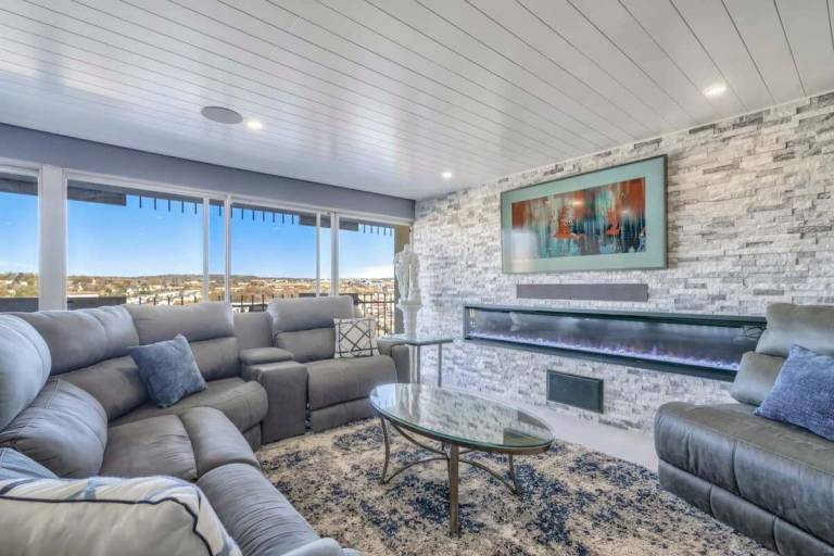 Condo Southeast Colorado Springs