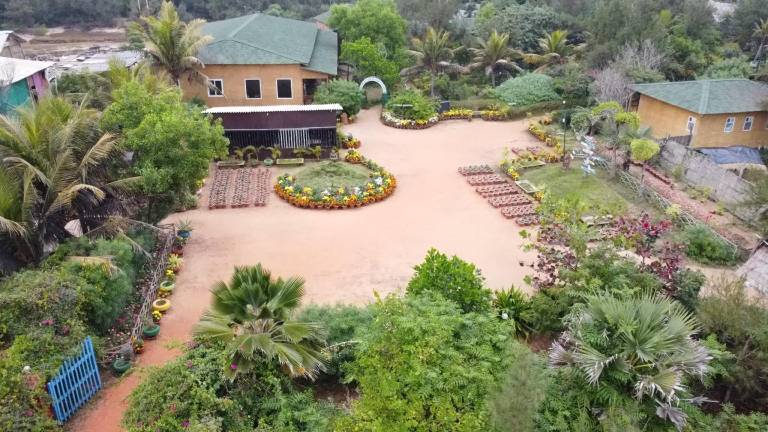 Resort  Sahukhanata