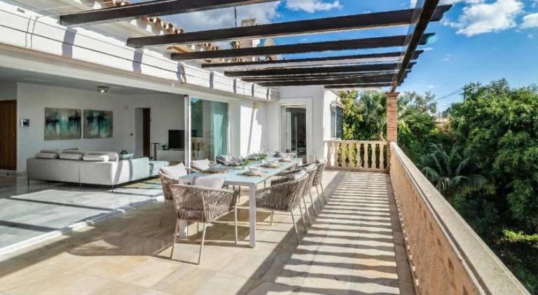 Andalusian Sun Villa with Private Pool & BBQ - EaW Homes — photo 4