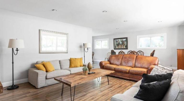 Vacation home with 4 rooms for 8 persons in Carmel, IN