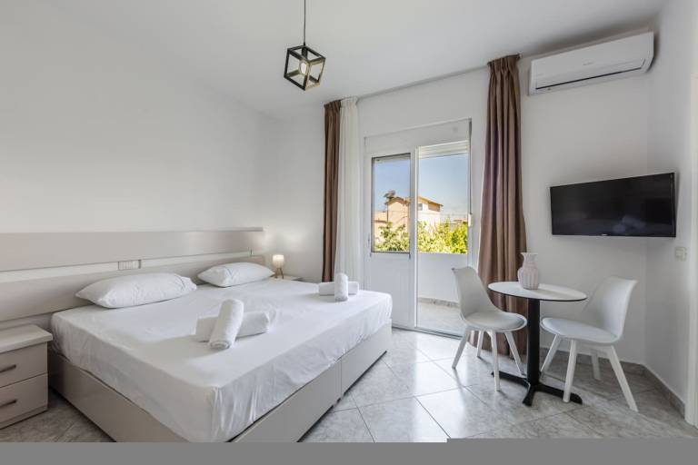 アパートメント  Golem