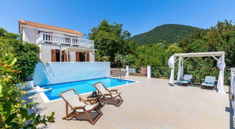 Villa with pool, garden & terrace in Skopelos