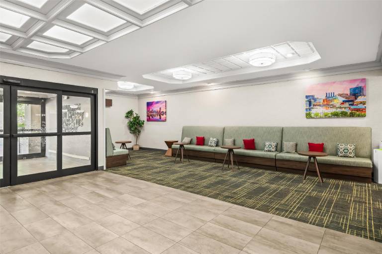 Hampton Inn Elkton — photo 4