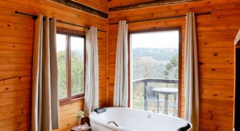 House with jacuzzi | Pet-friendly — photo 2