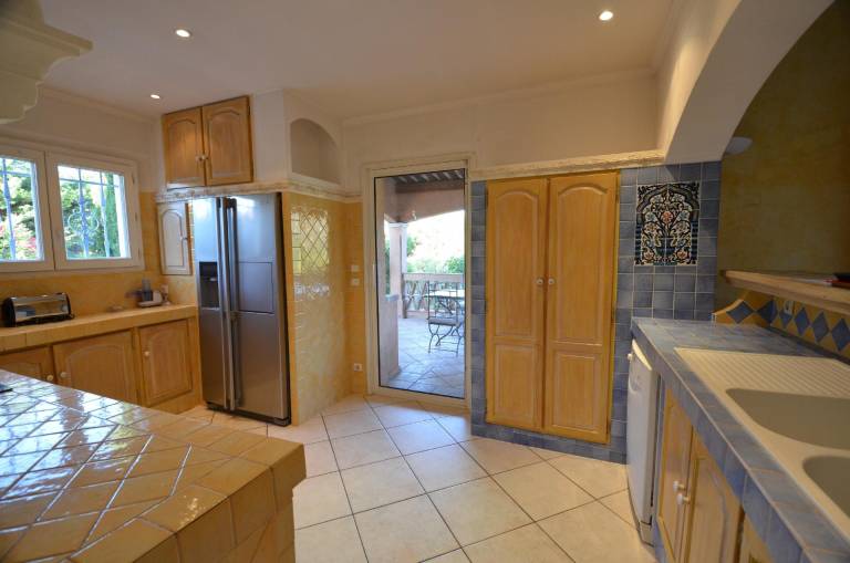 Child-friendly villa with pool, yard & grill | Good for workation | Dogs allowed — photo 3