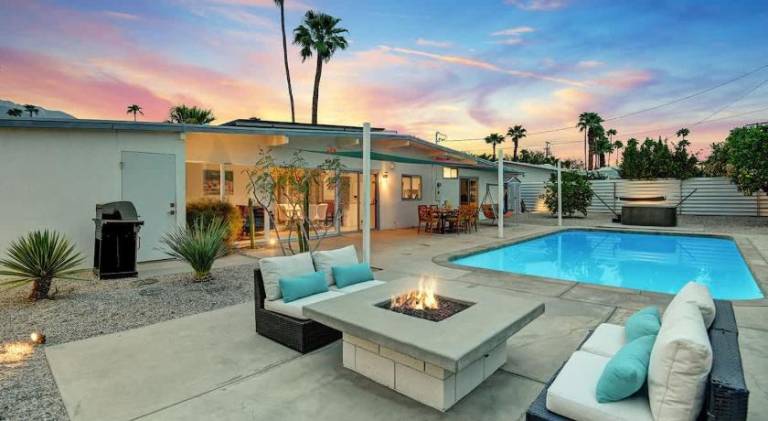 Vacation home with pool | Dogs allowed — photo 3