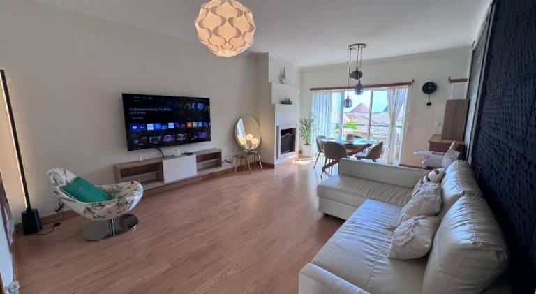 Premium Sea View Retreat with AC - 10 Min Beach — photo 2