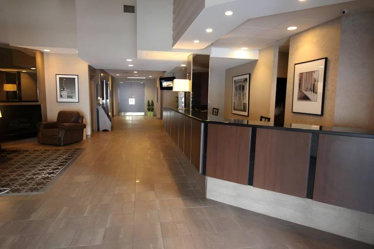 Confederation Place Hotel — photo 3