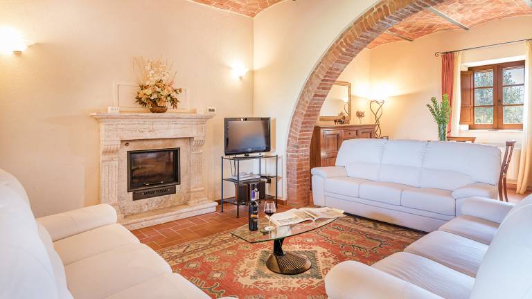 Fully equipped villa with barbeque, private pool & yard | Perfect for remote work | Pets allowed — photo 3