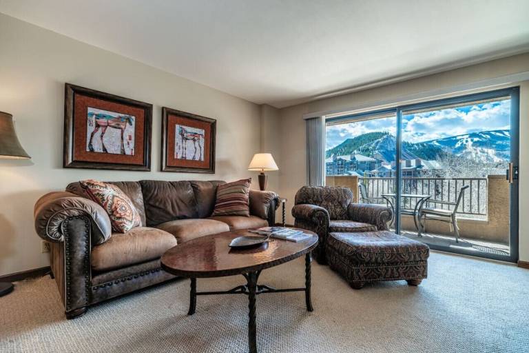 Apartment Avon