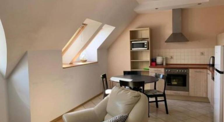 Holiday apartment with terrace & yard — photo 3