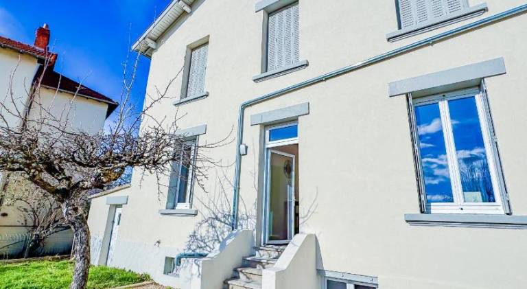 Ample rental apartment with pool | Pets are welcome in Aubiere