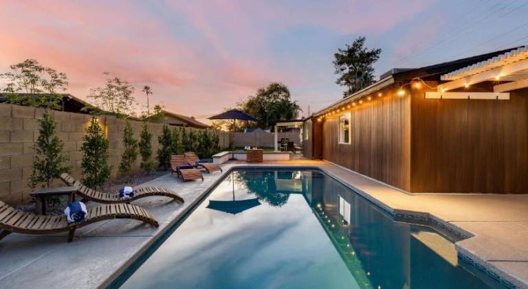 Wonderful house with pool | Good for workation | Pets are welcome in Phoenix, AZ