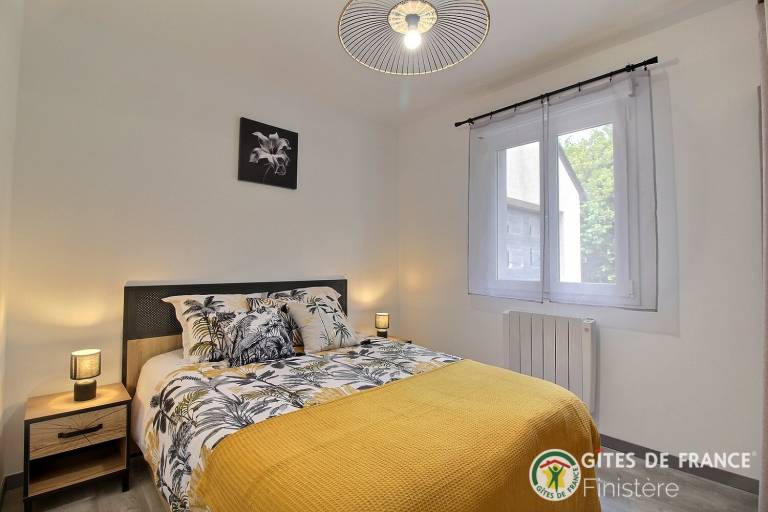 Gite with yard, grill & patio — photo 3