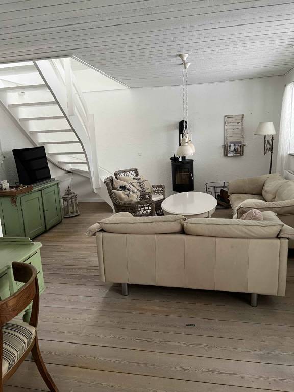 Family-oriented villa with yard, terrace & grill | Pets allowed in Silkeborg