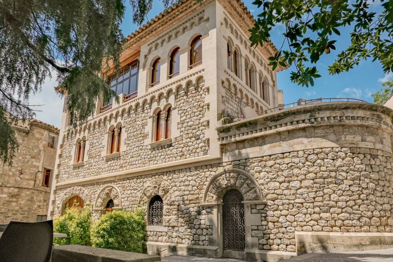 Casa  Besalú