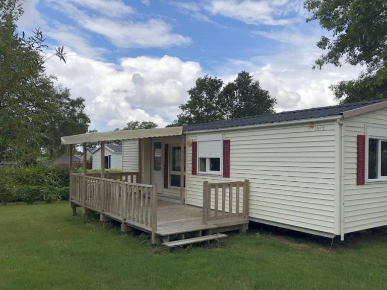 Mobile home with heated pool & terrace — photo 5