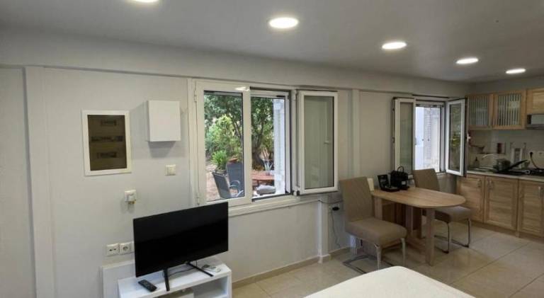 Holiday apartment with garden & terrace — photo 2