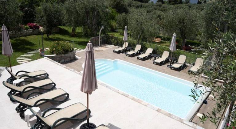 Vacation home with pool | Pet-friendly in Malcesine