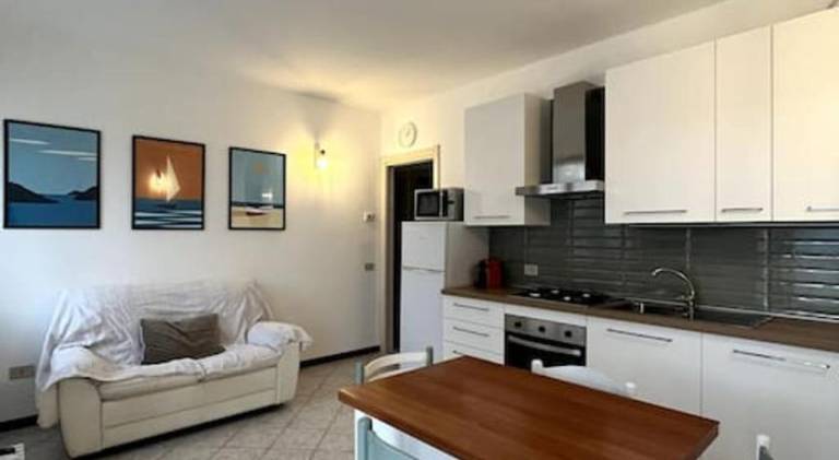 Rental apartment with 2 rooms for 4 persons in Iseo