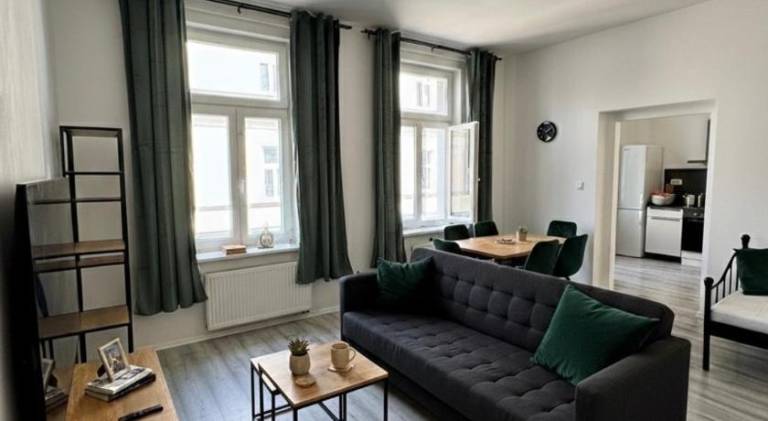 Apartment with terrace — photo 2