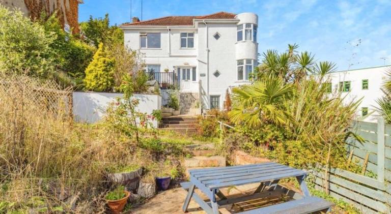 Holiday apartment with terrace & garden | Suitable for remote work — photo 4