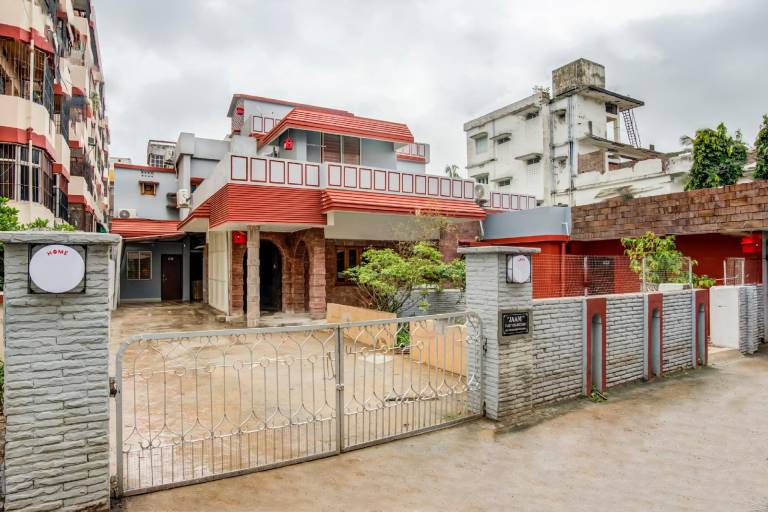 Hotel O Elegant stay near Railway Station