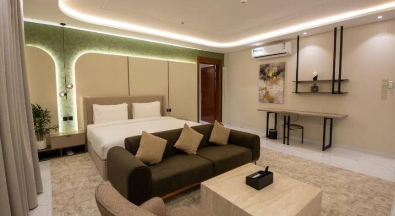 Luxury Suites Hotel