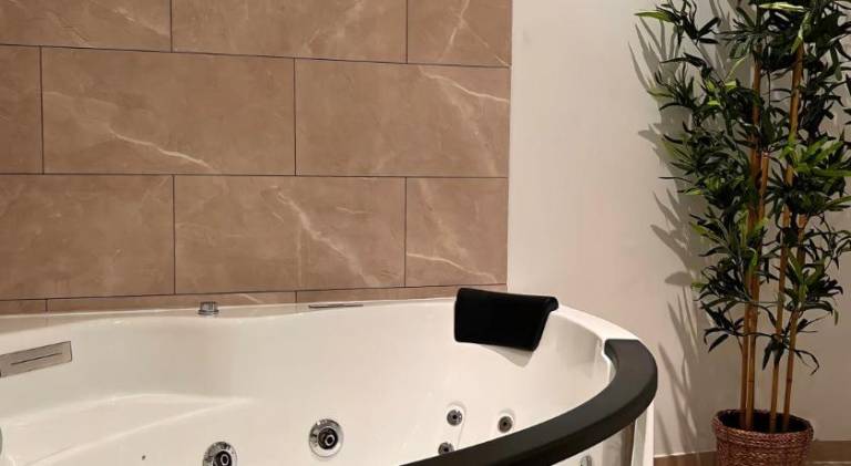Modern SPA - Cosy & Chic - JACCUZI — photo 4