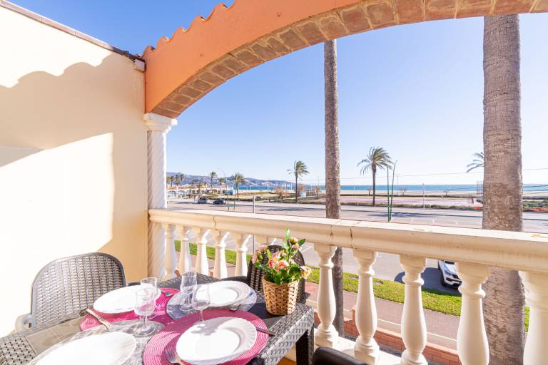 Lovely apartment with terrace & garden | Close to the beach | Pets are welcome — photo 2