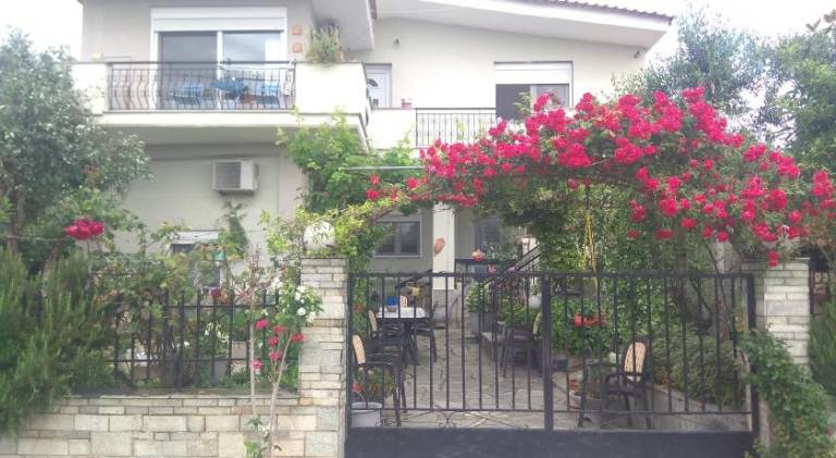 Vacation home with garden, barbeque & patio in Thessaloniki