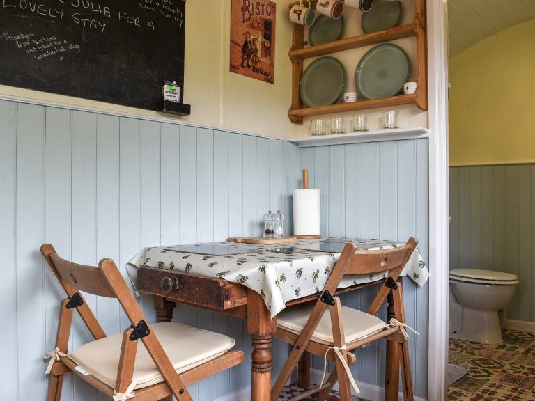 Cottage with garden | River view — photo 3
