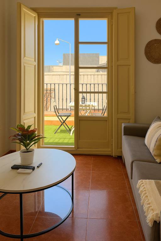 Rental apartment with patio | Next to Alcazaba of Málaga — photo 2