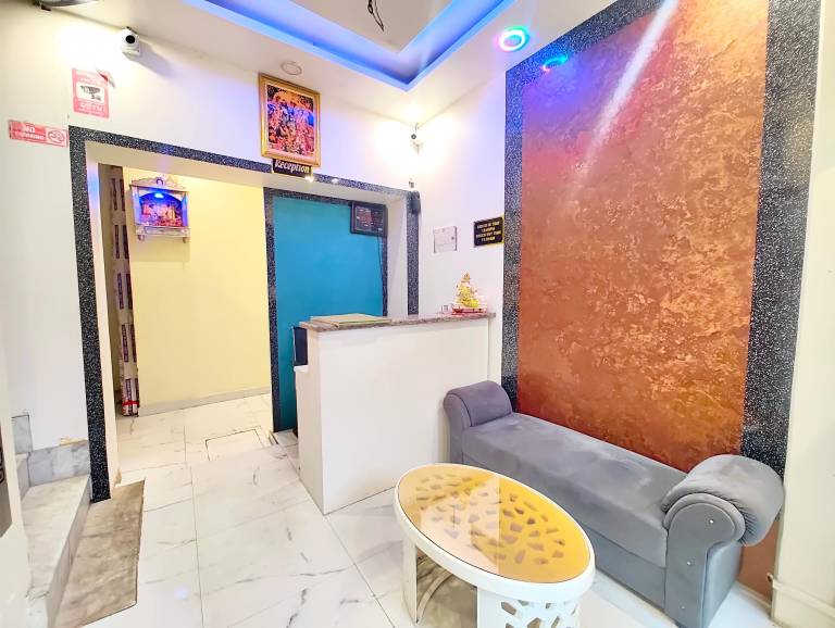 Goroomgo Vrrinda Home Stay Varanasi Indian Only — photo 3
